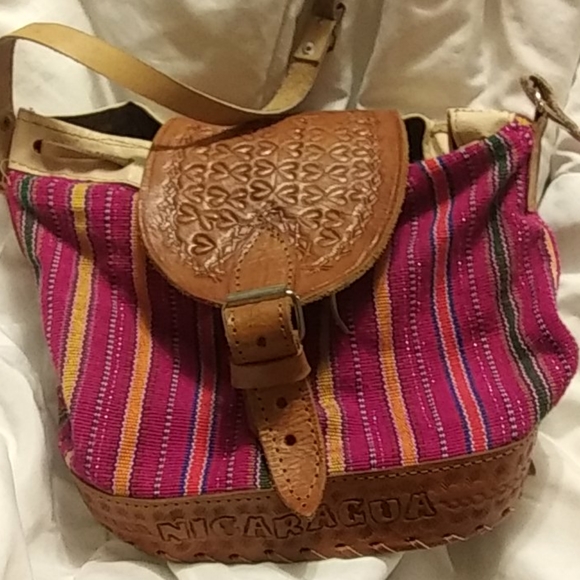 Vintage Handbags - 🌛TOOLED LEATHER WOVEN CROSSBODY